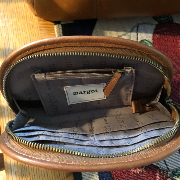 Margot New York Satchel With Wallet - Picture 8 of 10